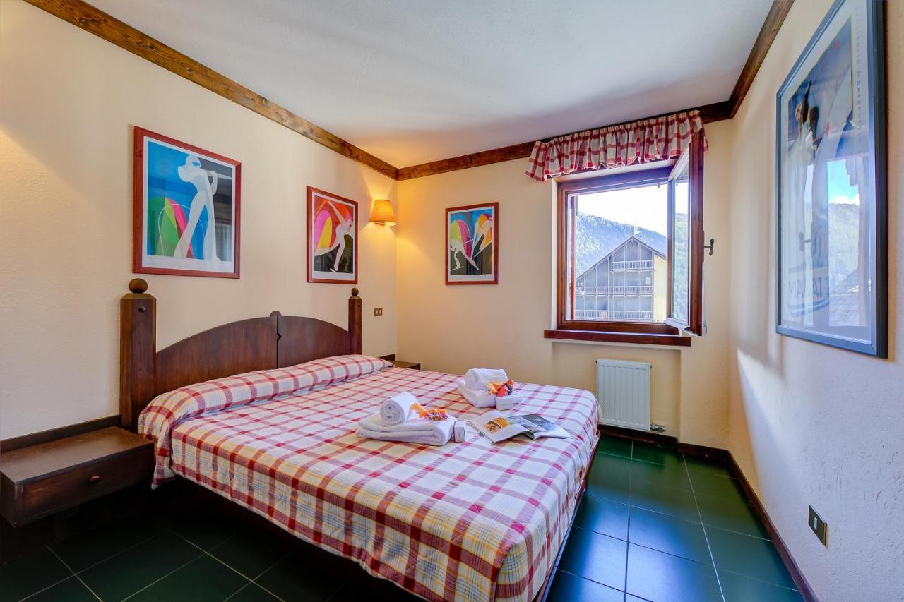 Grange Hike & Ski Sestriere Apartments エクステリア 写真