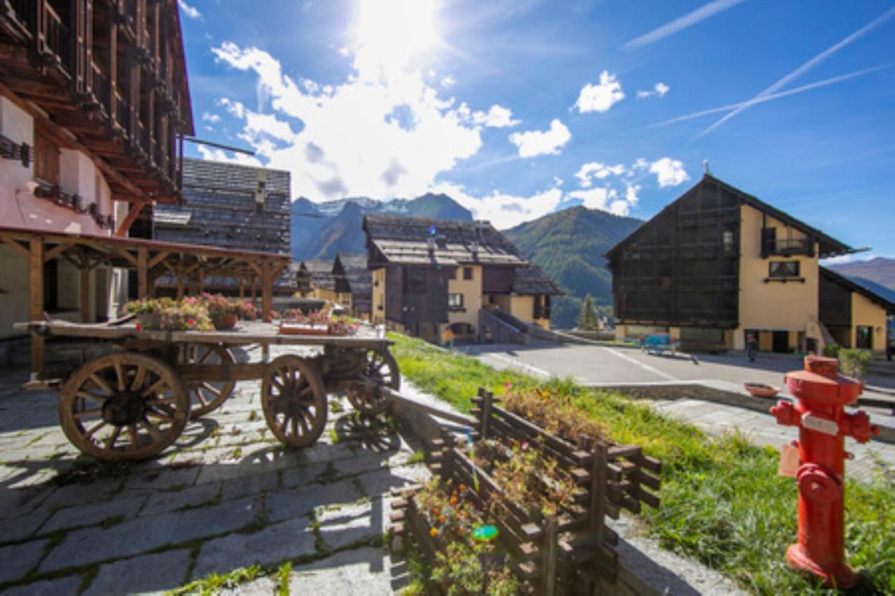 Grange Hike & Ski Sestriere Apartments エクステリア 写真