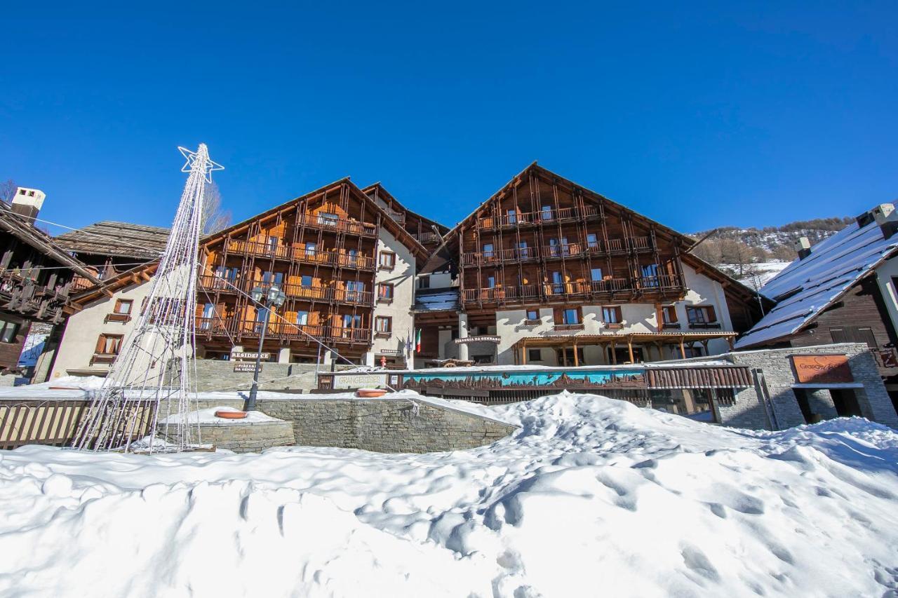 Grange Hike & Ski Sestriere Apartments エクステリア 写真