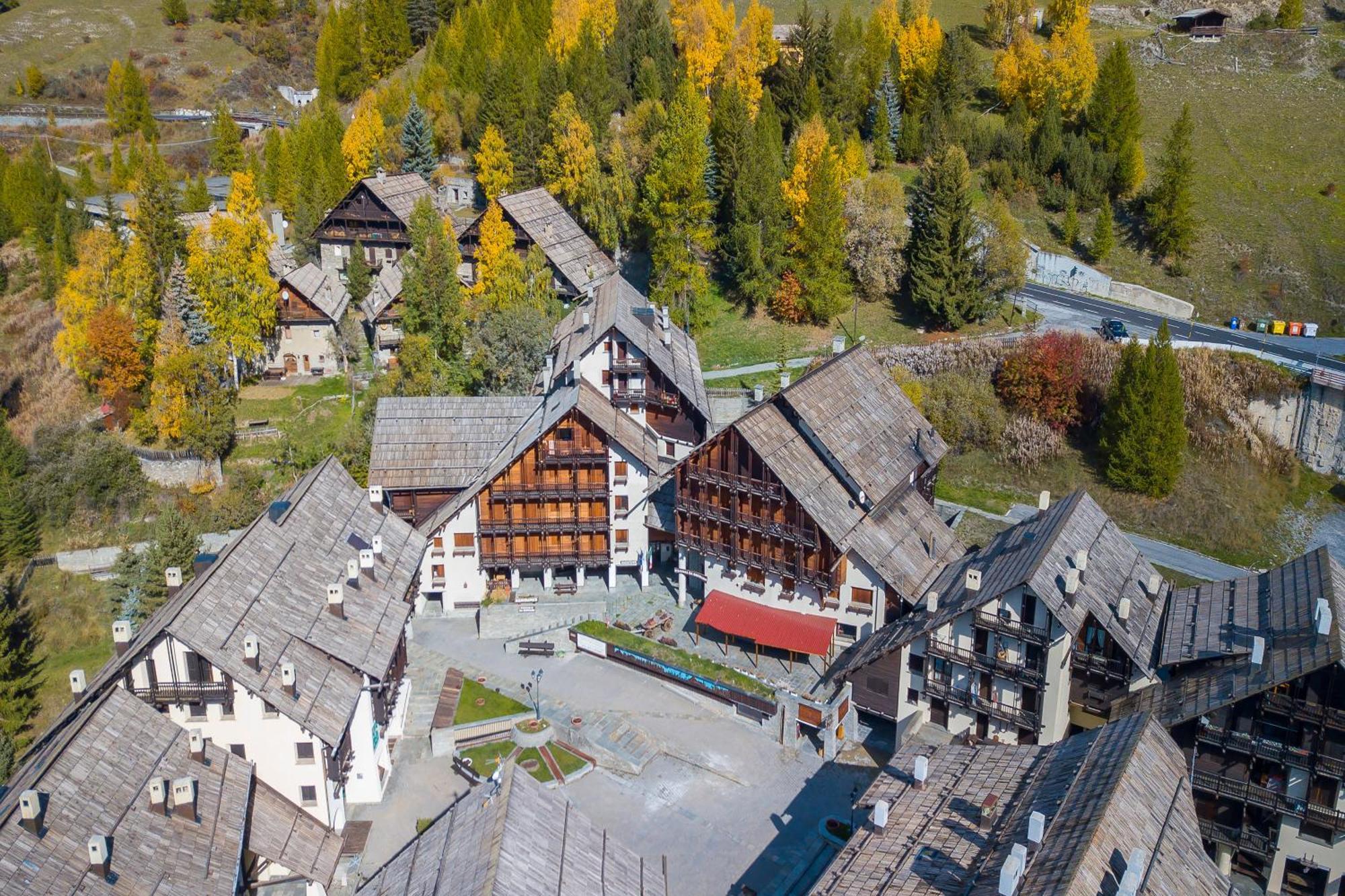 Grange Hike & Ski Sestriere Apartments エクステリア 写真