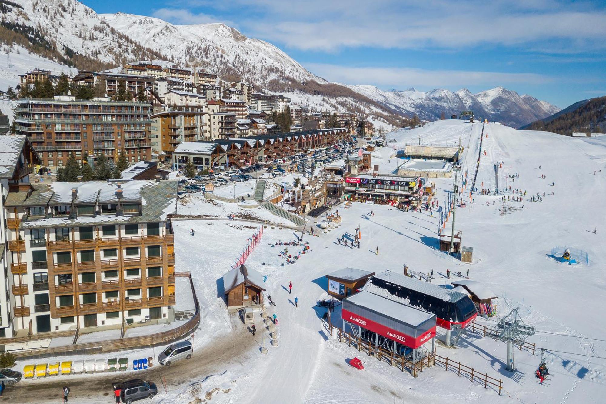 Grange Hike & Ski Sestriere Apartments エクステリア 写真
