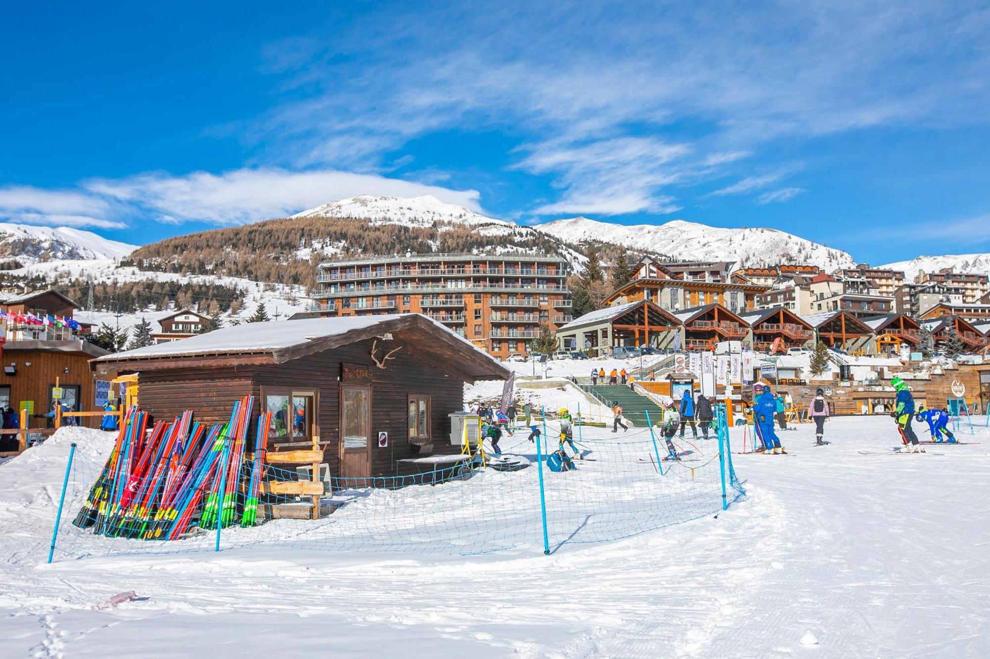 Grange Hike & Ski Sestriere Apartments エクステリア 写真