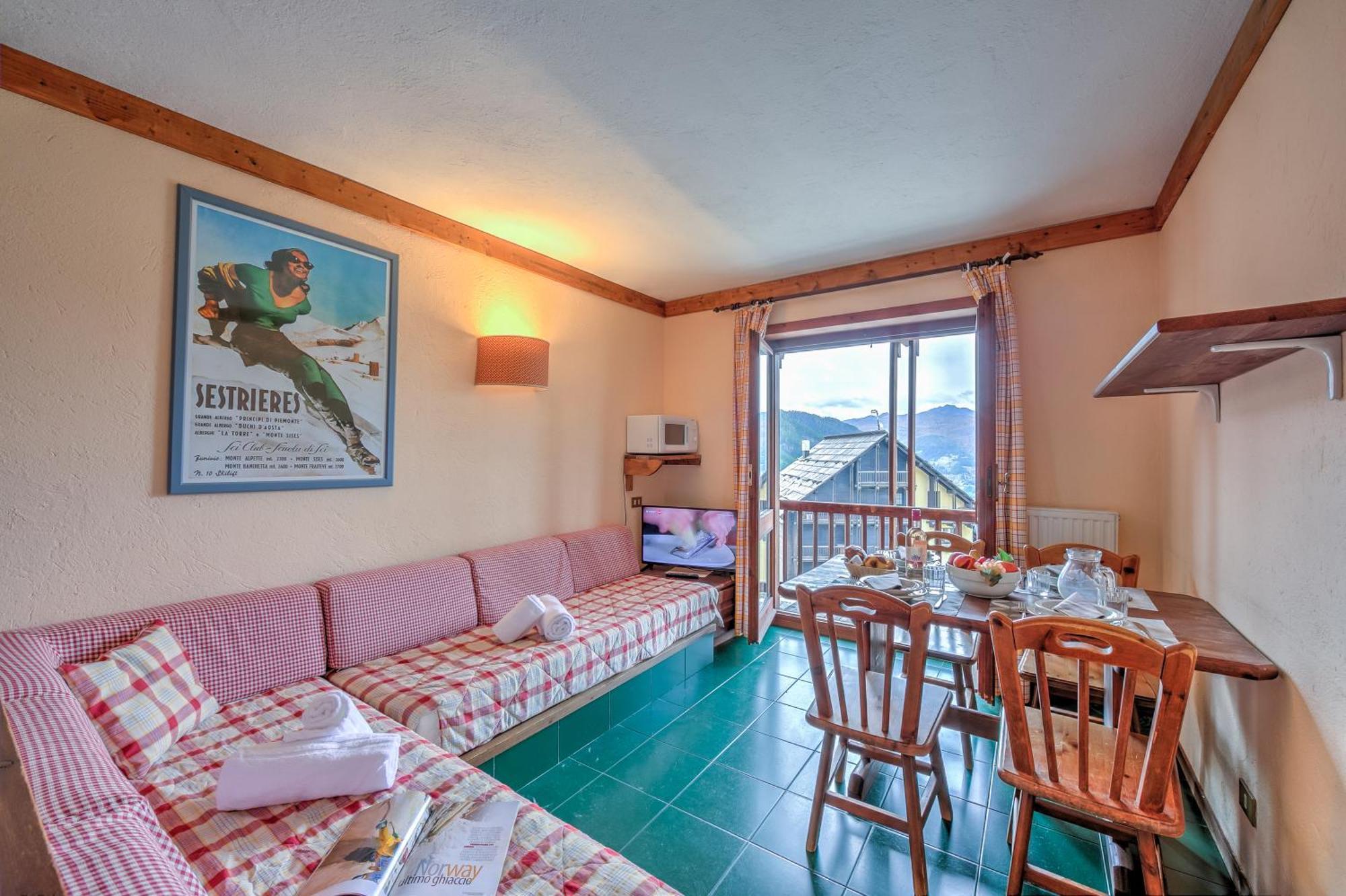 Grange Hike & Ski Sestriere Apartments 部屋 写真