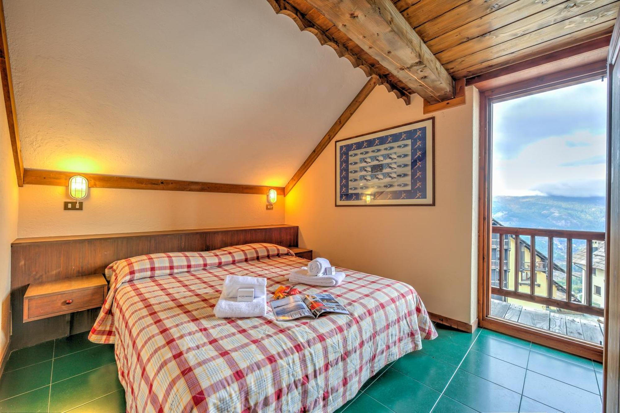 Grange Hike & Ski Sestriere Apartments 部屋 写真