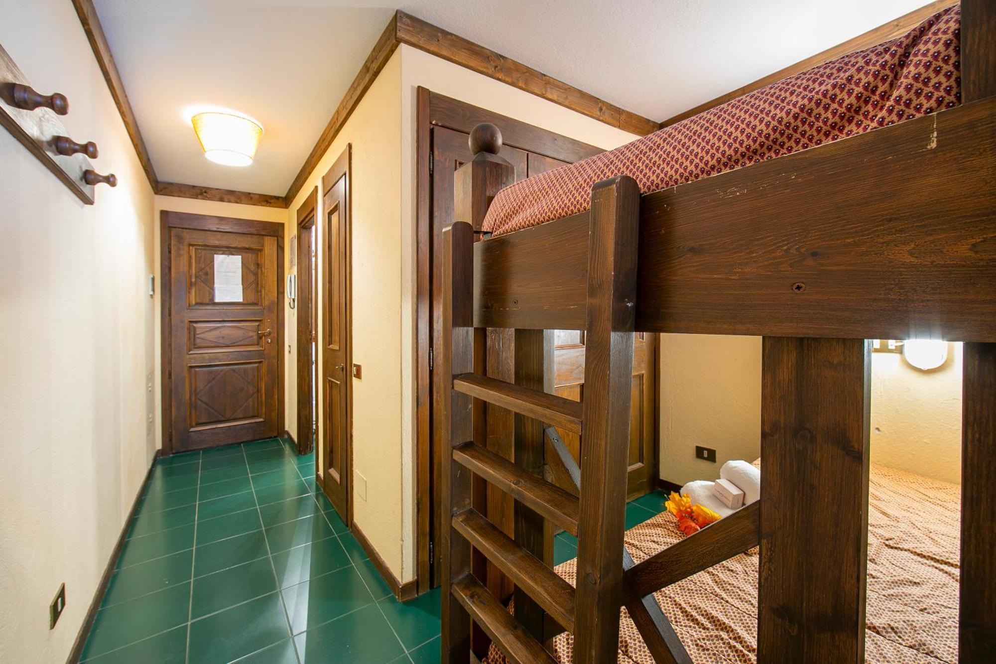 Grange Hike & Ski Sestriere Apartments エクステリア 写真